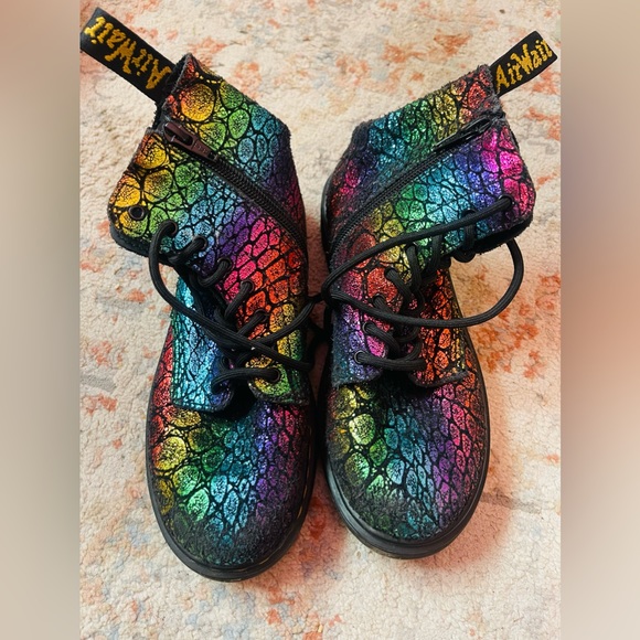 Dr Martens rainbow 🌈 snakeskin size 3 - Picture 1 of 3